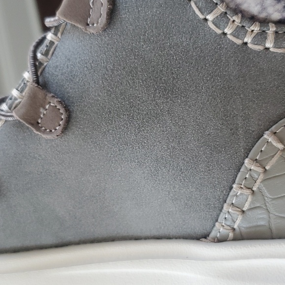 HEY DUDE WOMENS ELOISE BOOTS - Picture 4 of 10